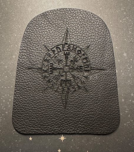 Lederpatch für Motorradtank Gravur Lederpatch für Motorradtank