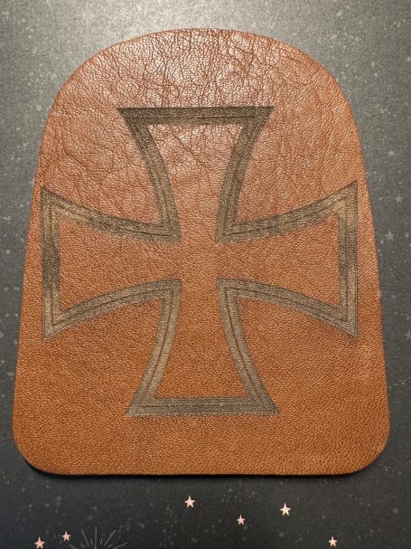 Lederpatch für Motorradtank Gravur Lederpatch für Motorradtank